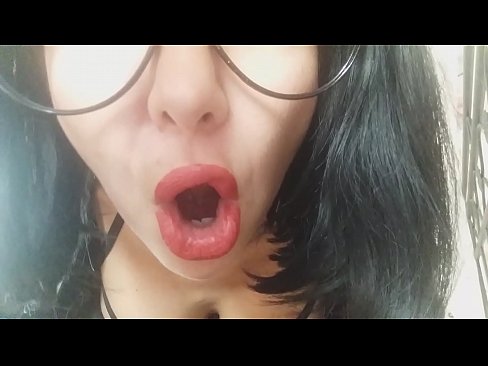 ❤️ Sthandwa, umama wakho ongamzali akakuvumeli ukuthi uye esikoleni namuhla... Ngikudinga kakhulu... ❤️ ku-zu.porno-filmy.ru ❌️